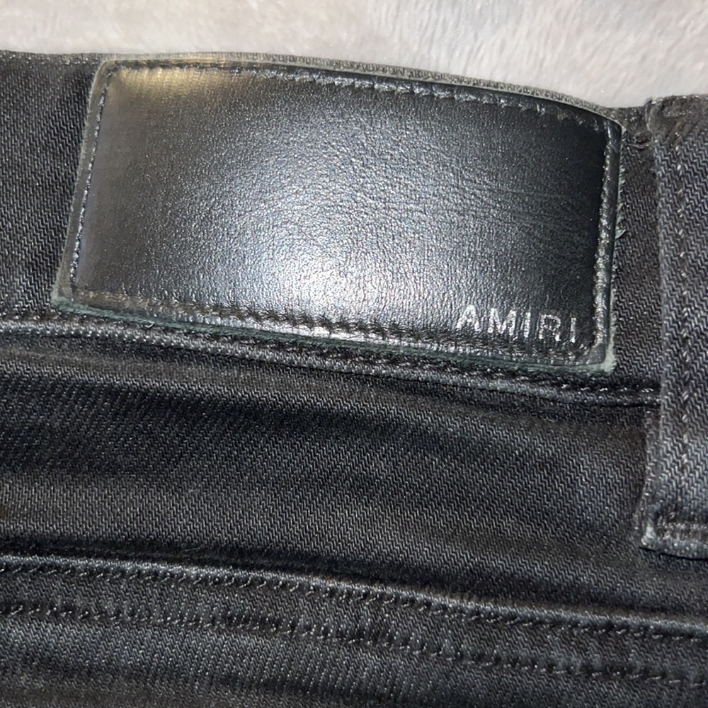 Worn - Picture 3 of 3